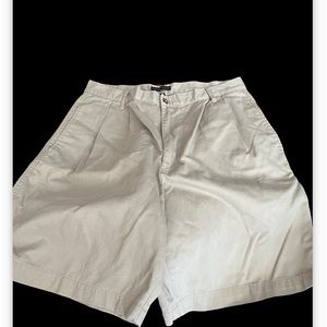Cambridge  Womens Shorts size 34